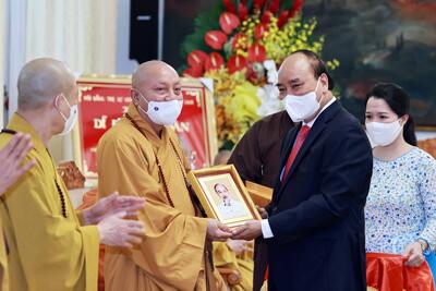 aHTN11515_86158df16c