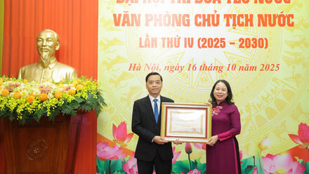Đại hội Thi đua yêu nước Văn phòng Chủ tịch nước lần thứ IV
