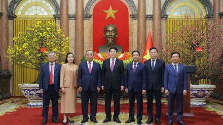 Chủ tịch nước Lương Cường gặp mặt đầu Xuân với cán bộ Văn phòng Chủ tịch nước