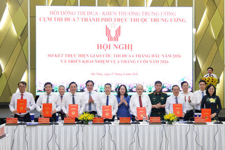 Phó Chủ tịch nước Võ Thị Ánh Xuân dự Hội nghị tổng kết thực hiện giao ước thi đua của Cụm Thi đua 7 thành phố trực thuộc Trung ương