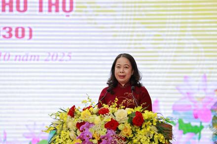 Phó Chủ tịch nước Võ Thị Ánh Xuân dự Đại hội Thi đua yêu nước tỉnh Phú Thọ