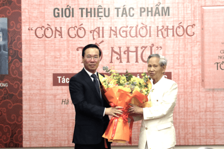 Chủ tịch nước Võ Văn Thưởng dự Lễ giới thiệu tác phẩm 'Còn có ai người khóc Tố Như'