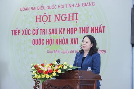 Phó Chủ tịch nước Võ Thị Ánh Xuân tiếp xúc cử tri tỉnh An Giang
