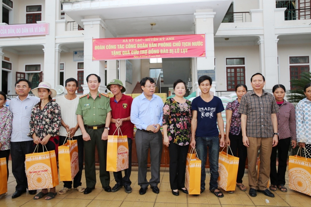 http://e-info.vn/files.php?file=5_183686340.jpg